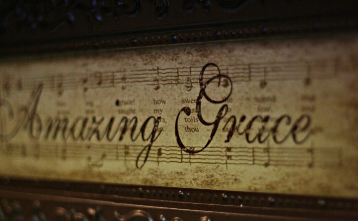 Amazing Grace [Dvdrip][Spanish][Newpct.Com]
