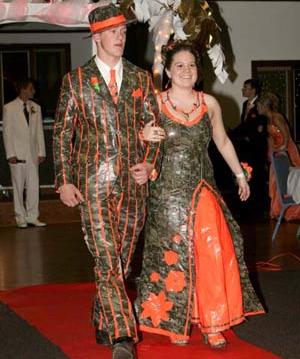 [prom_rednecks1.jpg]