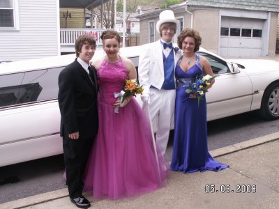 [prom_whitetux.jpg]