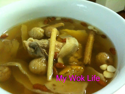 My Wok Life Cooking Blog - Lung Nourishing Chinese Tonic Soup (止咳润肺汤) -