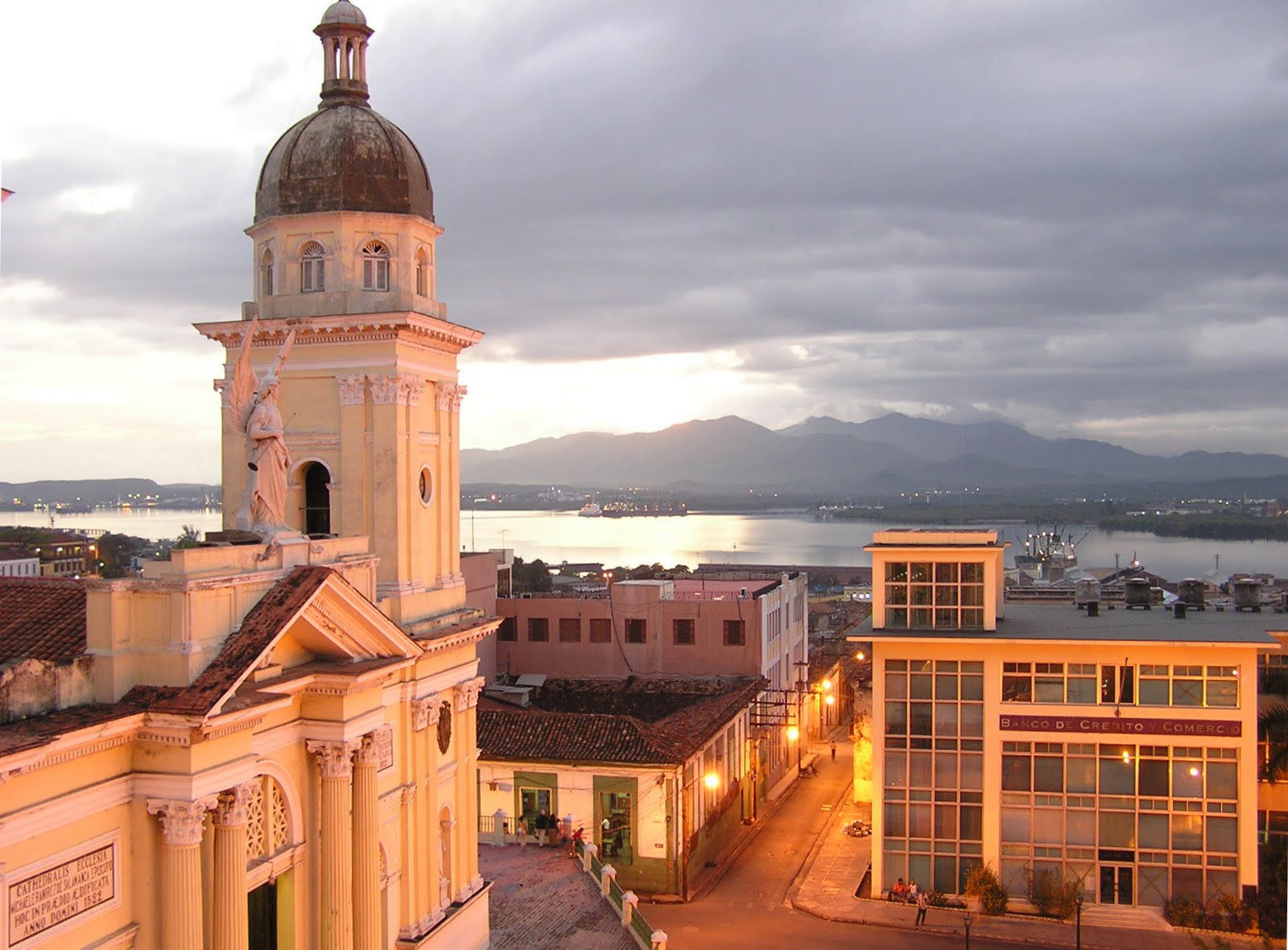 Santiago de Cuba. Arquitectura y paisaje. ARQUITECTURA CUBA