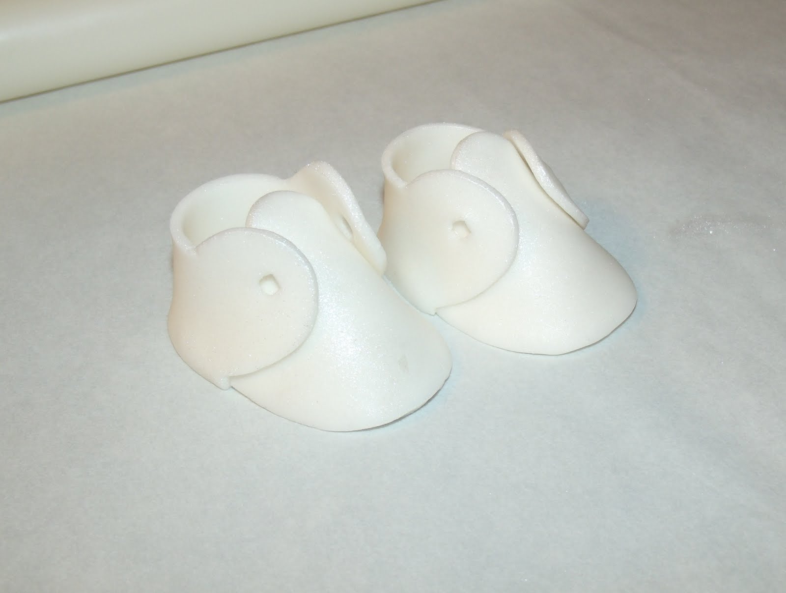 Frog prince Fondant Baby Bootie Tutorial