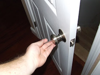 picture of privacy door knob set