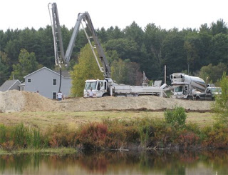 picture of concrete pump truck