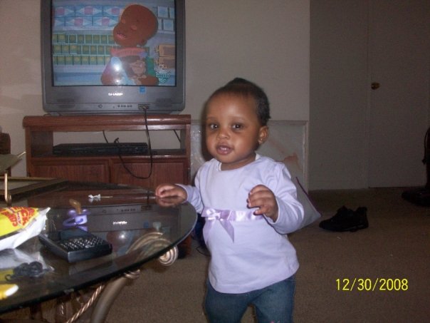 [Ashley+watching+TV.jpg]