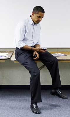 [obamablakberry.bmp]