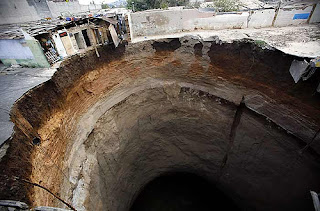  Sinkholes on More From Desktop Wallpapers  Amazing 3d Wallpapers  Beautiful