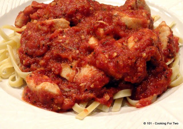 Garlic Chicken Marinara Sauce in 30 Minutes from 101 Cooking For Two