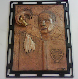 SOBRERRELIEVE DEL        DR. RENÉ FAVALORO