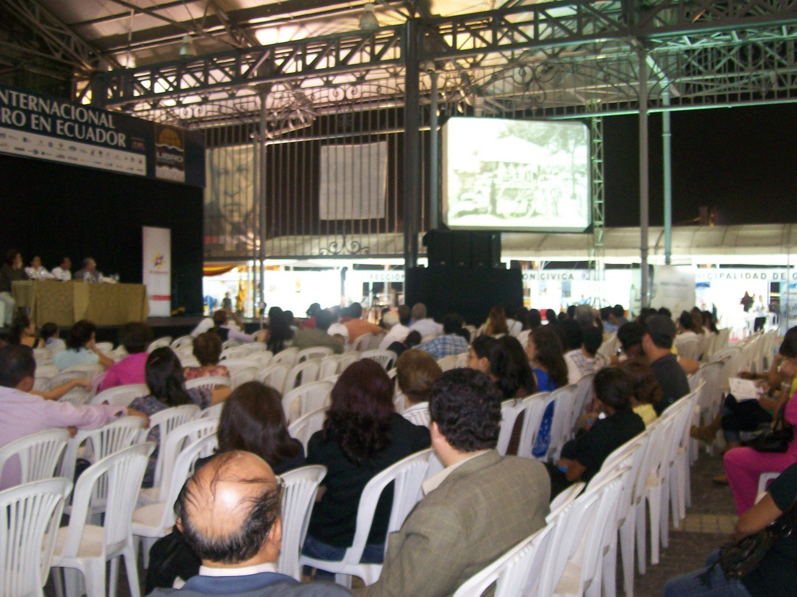 [feriadellibro+020.jpg]