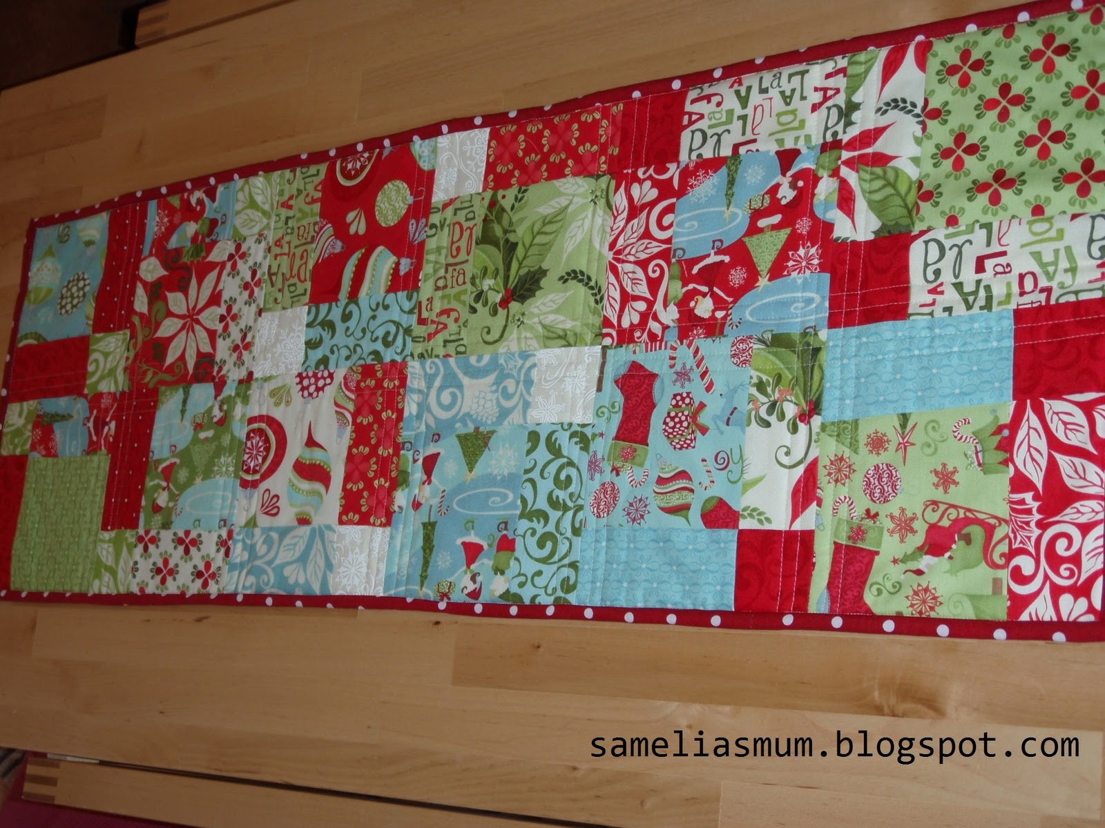 table runner: NEW 132 FREE QUILTED TABLE RUNNER PATTERNS BEGINNERS