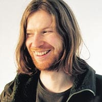 00020430_aphextwin200.jpg