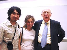 Con James Watson