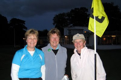 Suzanne Cadden, Jean Campbell and Lorna Craigie --- Click to enlarge