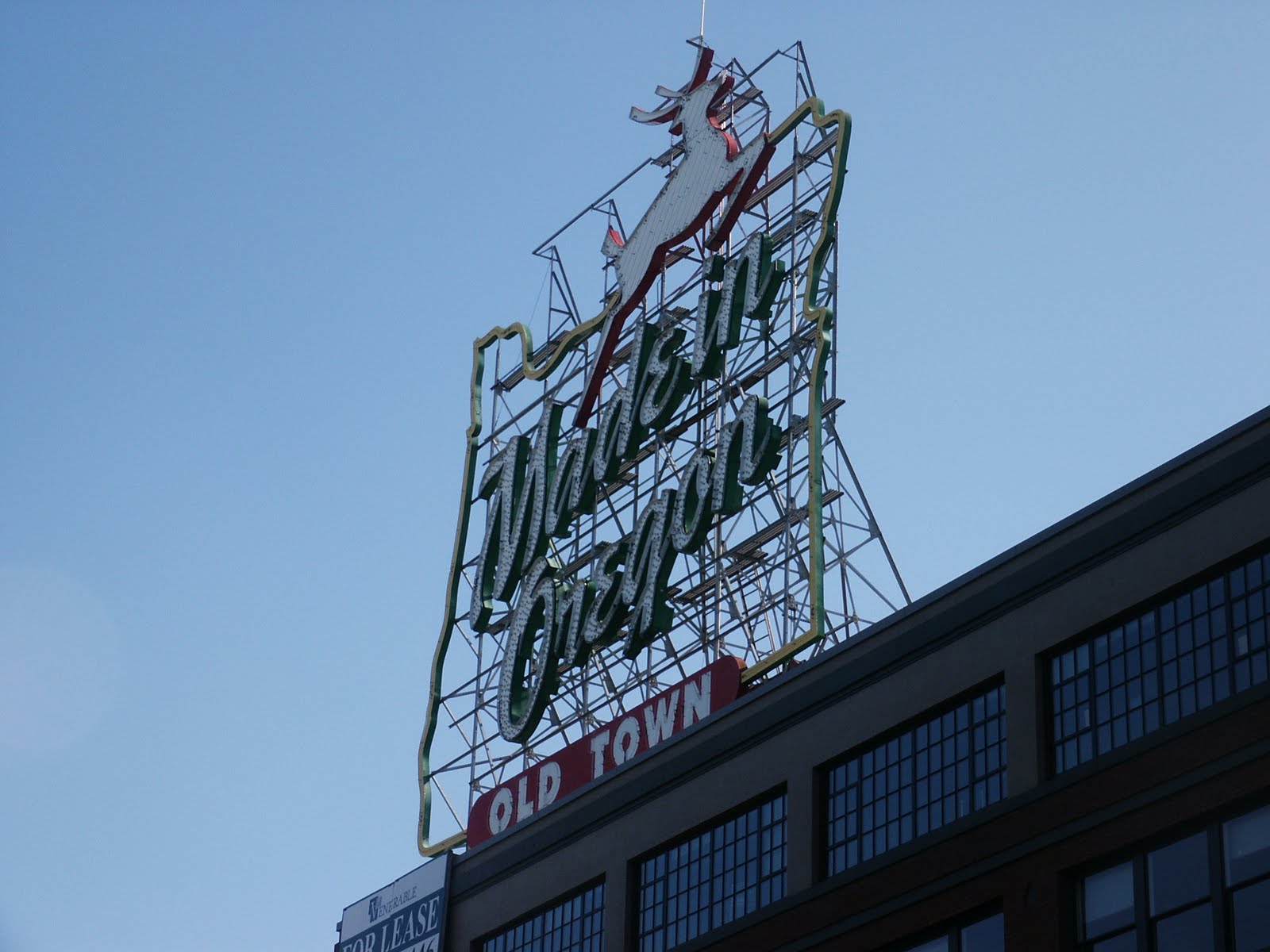 [Image: Portland+Adventure+61310+050.jpg]