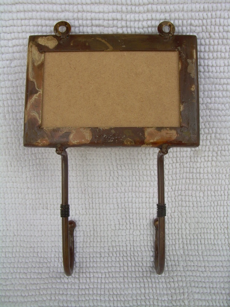 [clthrck-back.JPG]