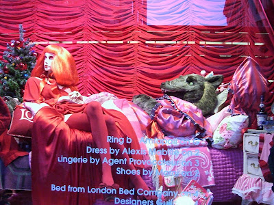 serenechoo.com: Christmas window display at Selfridges