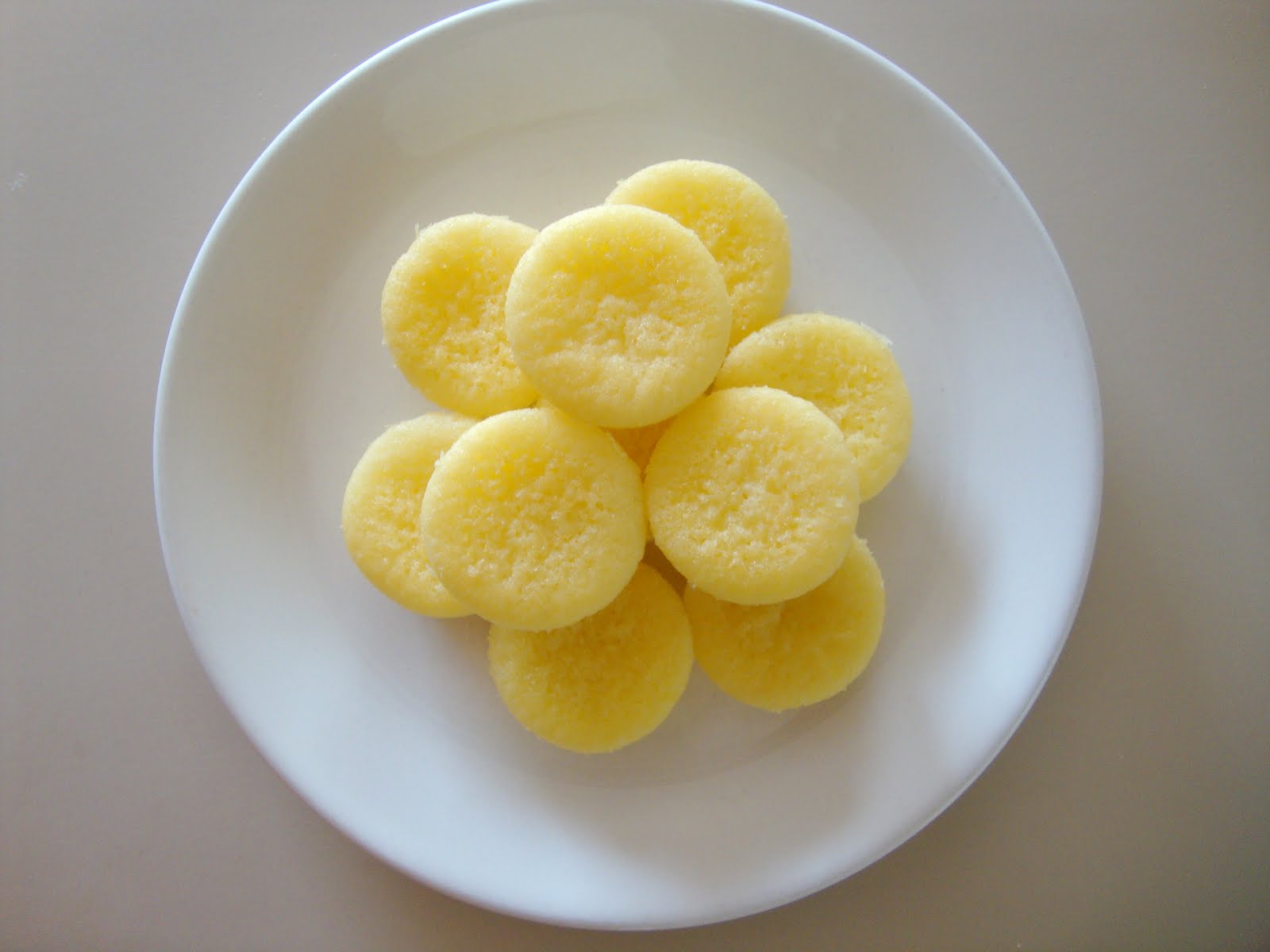 AJ�s Cooking Secrets Puto (Filipino Steamed Rice Cake)