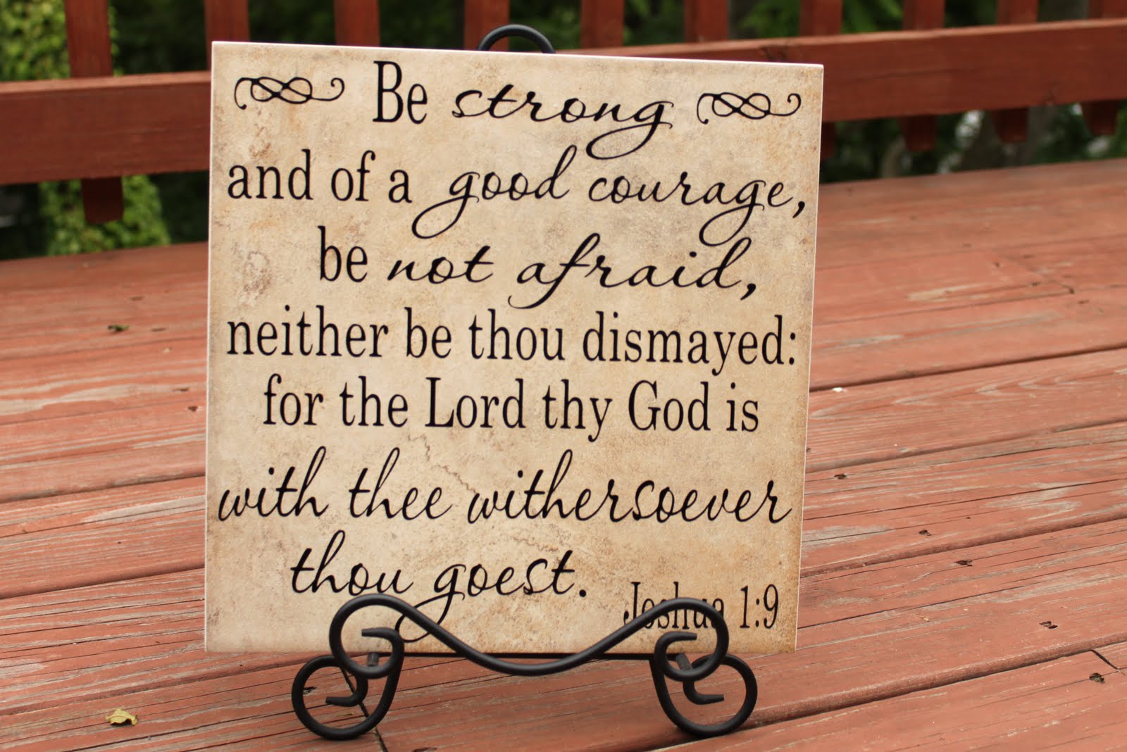 Joshua 1:9 Tile
