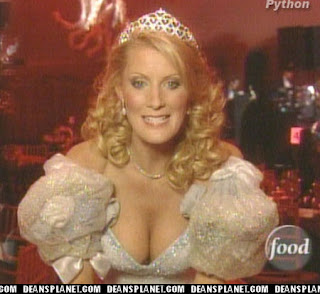 the cloying Sandra Lee,