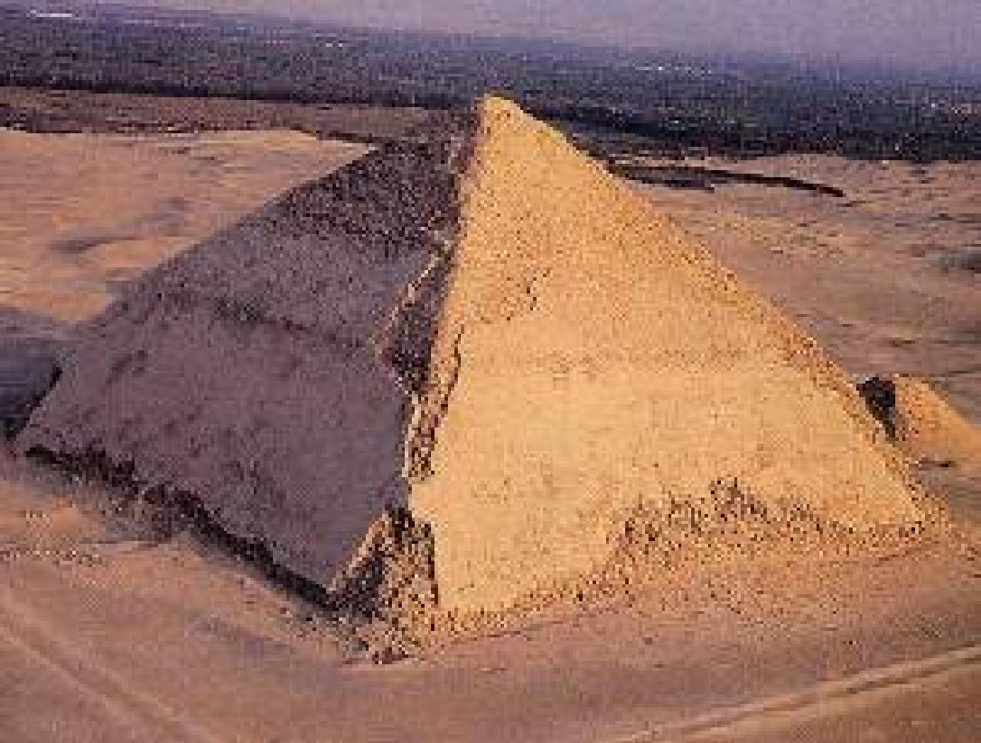 [piramide+1.jpg]