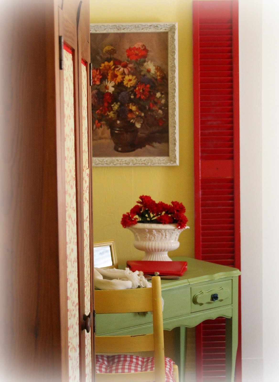 Burlap+to+cashmere+daisies+and+roses