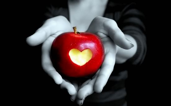 apple-heart-Love-romance_large.jpg