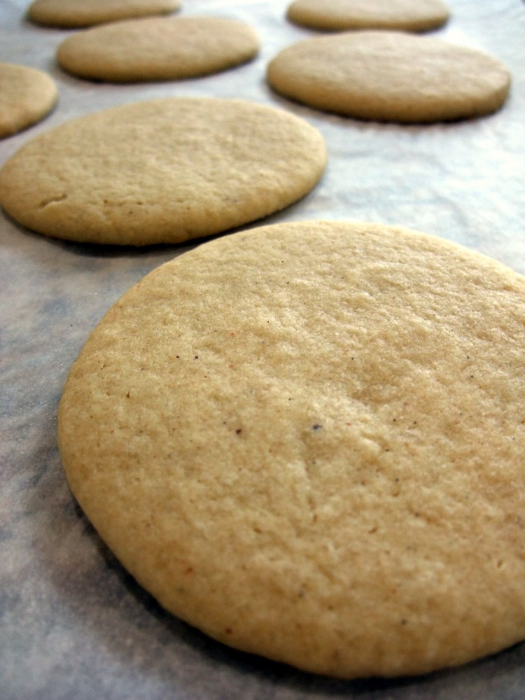 old fashioned tea cakes made with nutmeg