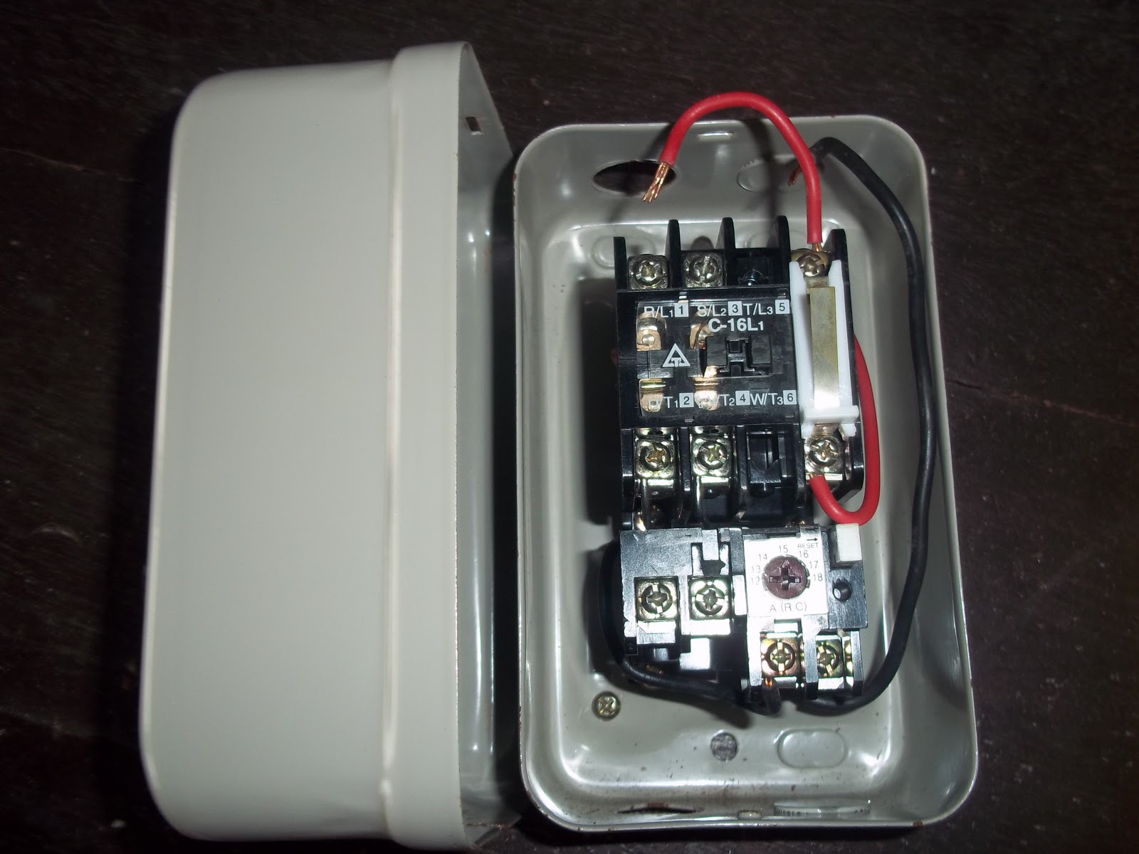 Schneider Electric - Le1gbks55u7