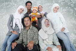 lovely fam'