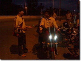 New+pulsar+220+speed+lines