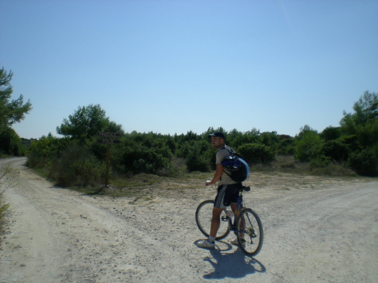 [DSCN1473.JPG]