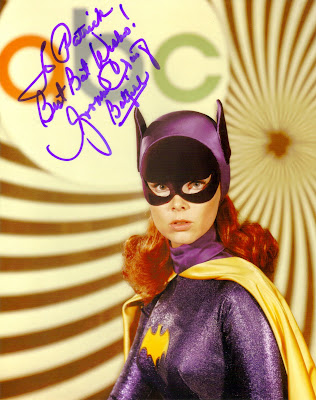 BATMAN MOVIE : Batgirl ( Yvonne Craig ) 1966 BATGIRL+YVONNE+CRAIG+SIGNED+PHOTO+1