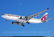 Um capitão da empresa aérea Qatar Airways morreu em pleno voo, . (qatar airways airbus )