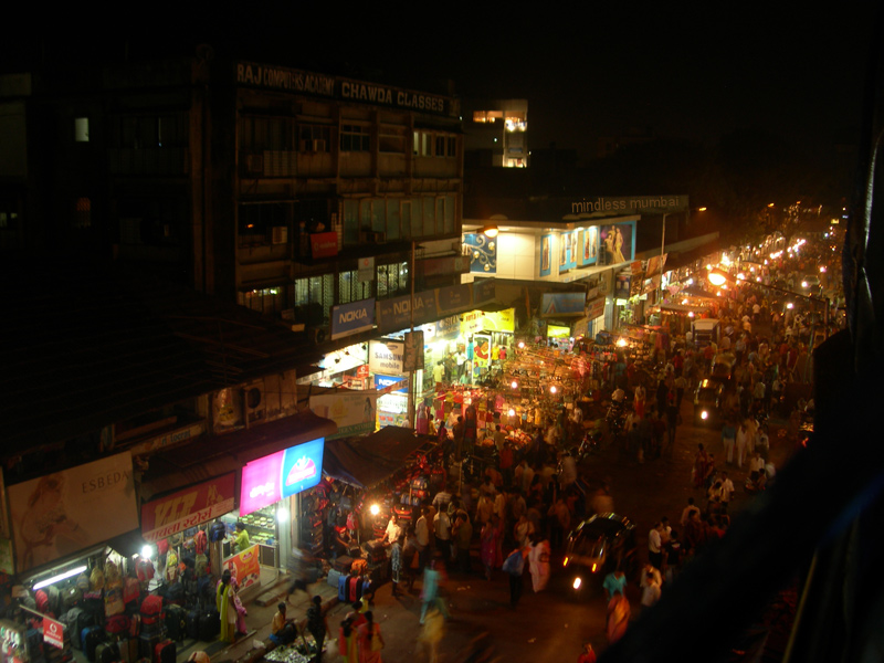 santacruz station road in mumbai by kunal bhatia