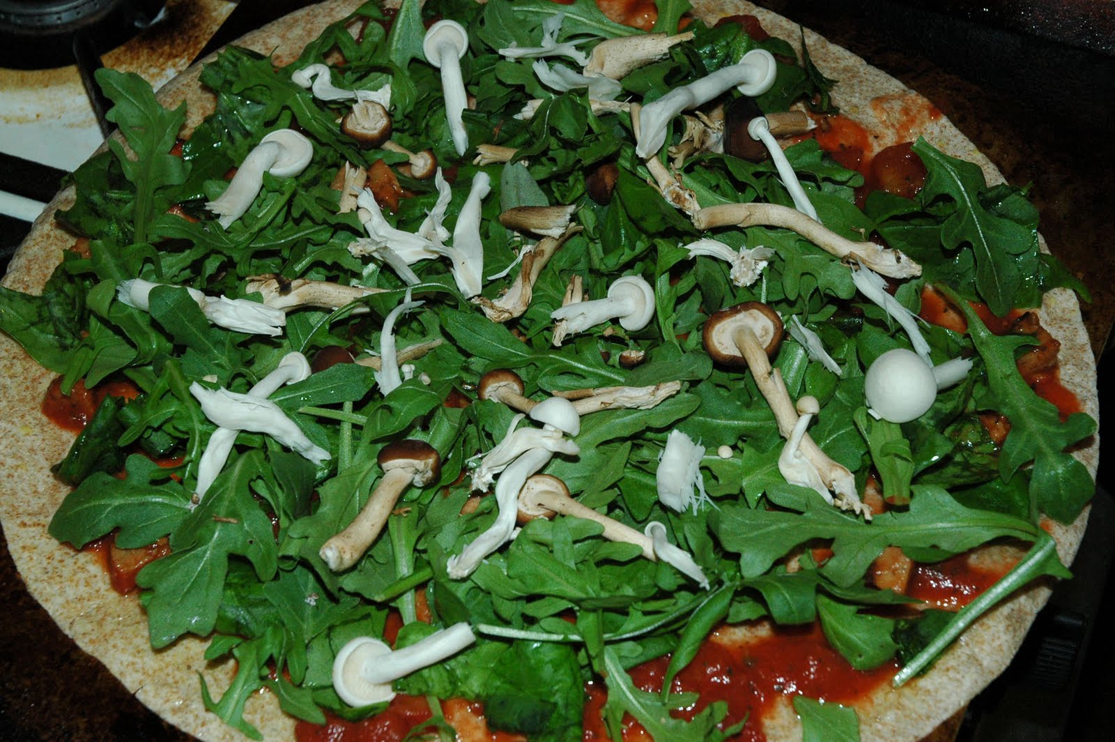 http://1.bp.blogspot.com/_YBQ_3juu8sc/TS9ZpgM1NcI/AAAAAAAABoY/ksIbLvhS3w8/s1600/Vegan%2BPizza%2B3.jpg