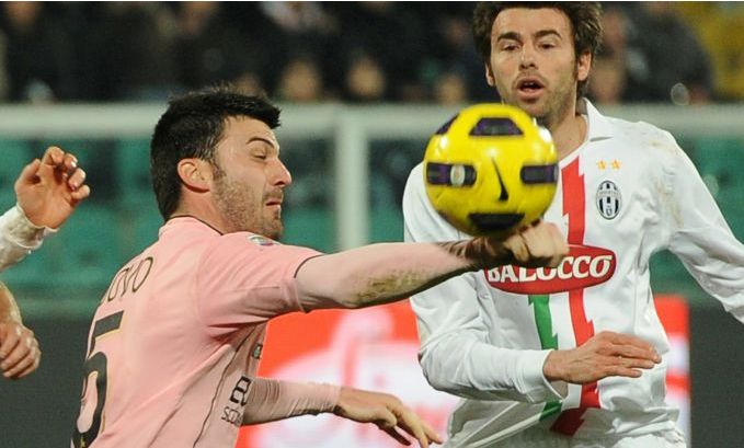 fallo_di_mano_bovo_palermo_Juventus.jpg