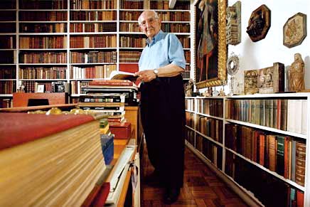 [jose_mindlin_biblioteca.jpg]
