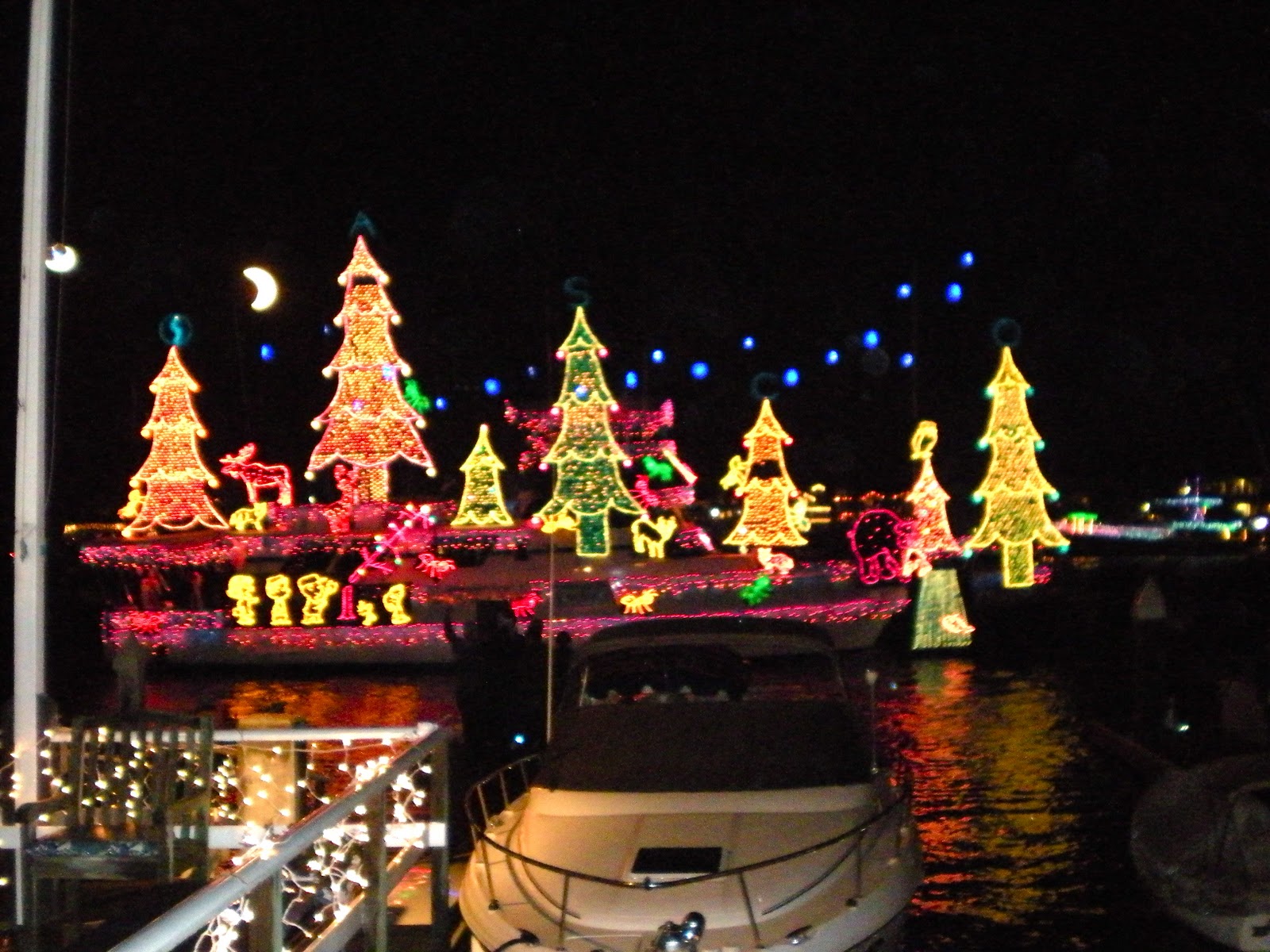 Christmas On The Dock of the Bay Classic Casual Home
