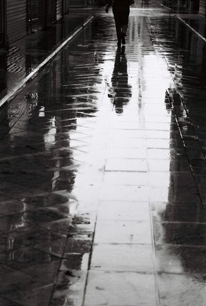 [alone.bmp]