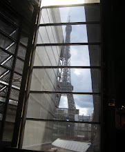 Tour Eiffel from inside Musee du quai Branly