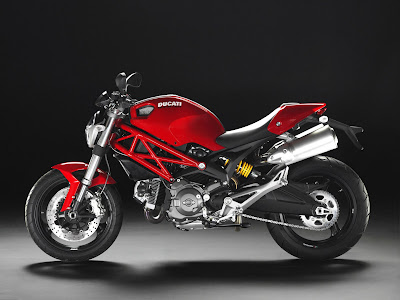 2009 Ducati Monster 696 red