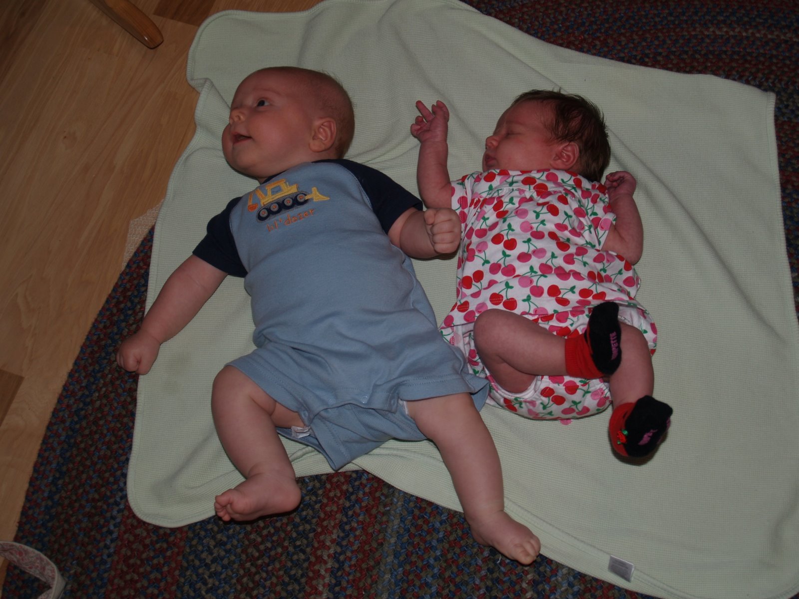 [3wks_lucas_visits+005.jpg]