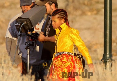 Willow Smith - 21st Century Girl Lyrics + Letras + Lirik + Tekst + Text + 가사 + Testo + 歌詞 + Paroles + Source: Lyrics-Video-Music.blogspot.com + Video Music Song Lyrics Willow Smith - 21st Century Girl