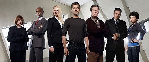 [Fringe+S02E01+A+New+Day+in+the+Old+Town.jpg]