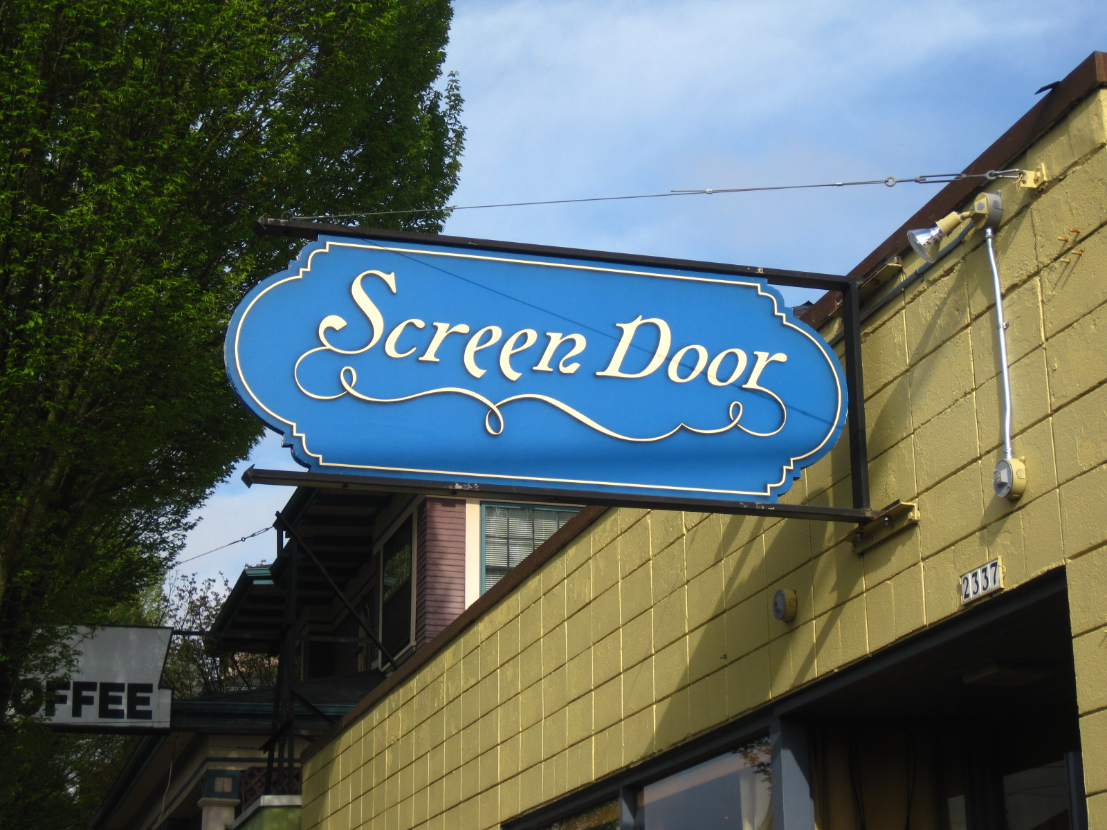 Mangia Southern Comfort Screen Door