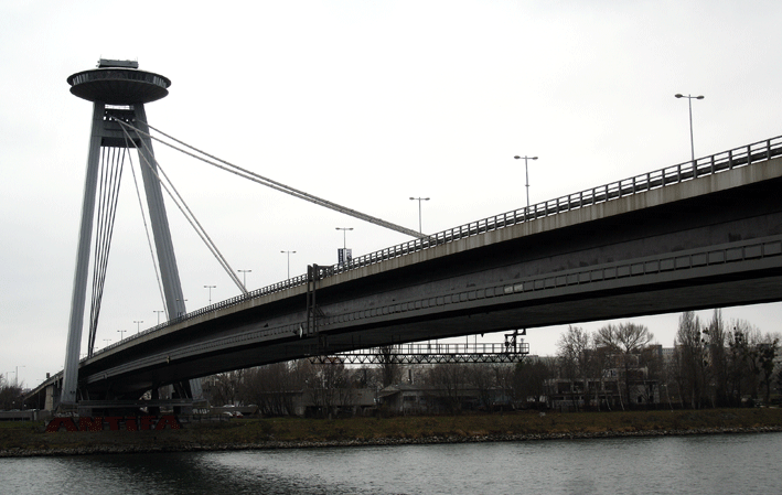 [ufobridge.gif]