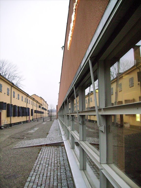 [pics_009.jpg]