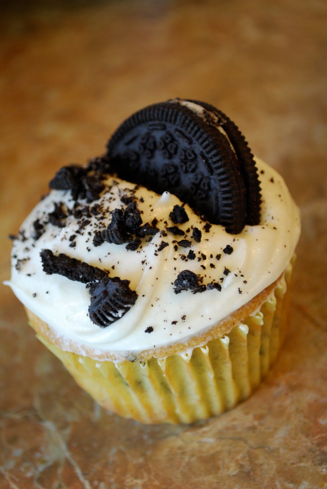 Cookies and Cream Cupcakes