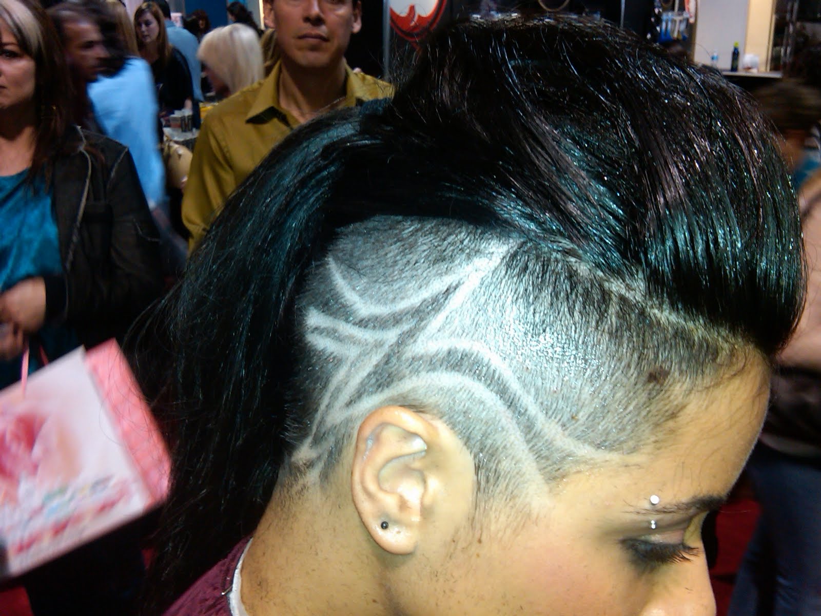 Whats Happening at GQ CUTS ISSE Long Beach Hair Convention 2011